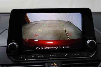 2025 Nissan Altima SR