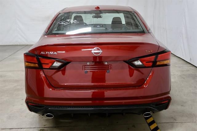 2025 Nissan Altima SR