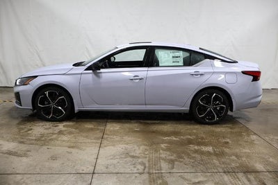 2025 Nissan Altima SR