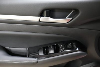 2025 Nissan Altima SL