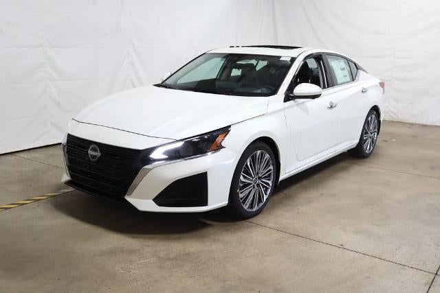 2025 Nissan Altima SL