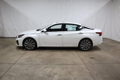 2025 Nissan Altima SL