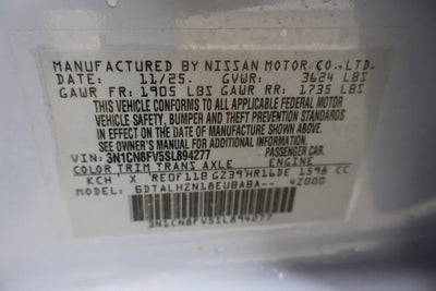 2025 Nissan Versa SR