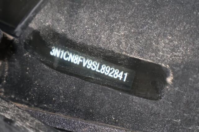 2025 Nissan Versa SR