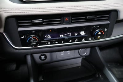 2027 Nissan Rogue Base