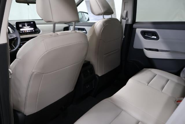 2027 Nissan Rogue Base