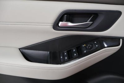 2027 Nissan Rogue Base