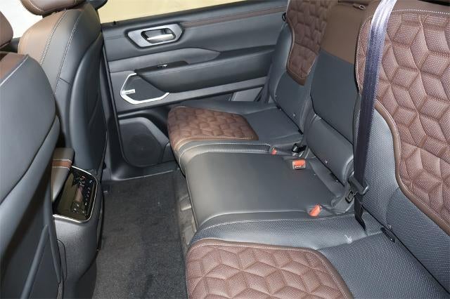 2025 Nissan Armada Platinum Reserve