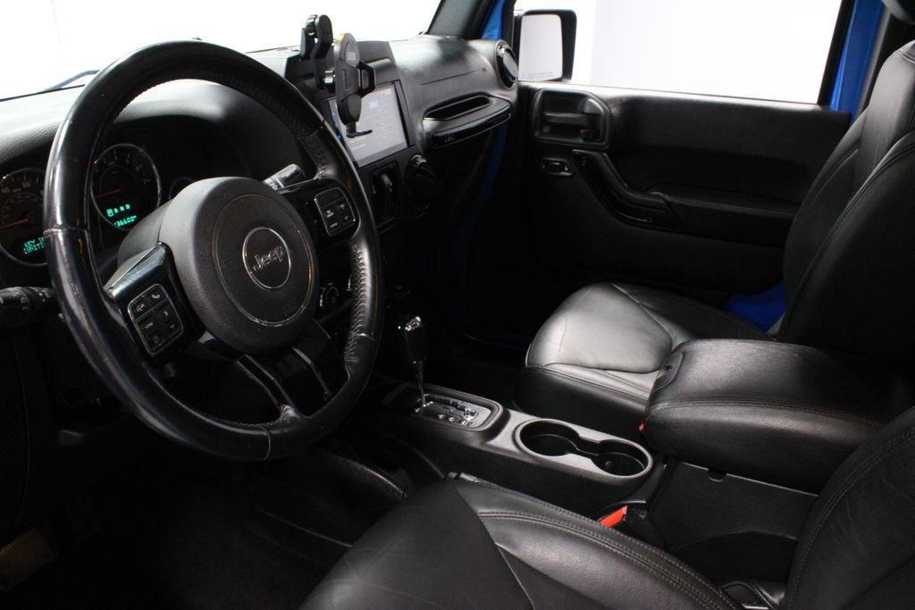 2015 Jeep Wrangler Unlimited Sahara Altitude
