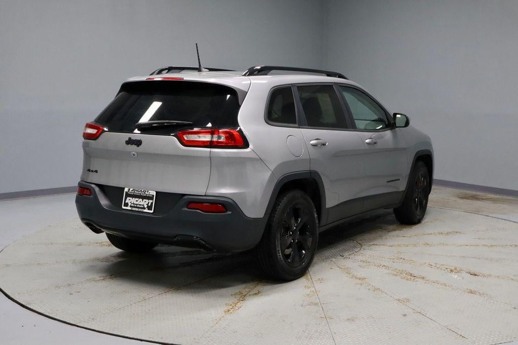 2016 Jeep Cherokee Altitude
