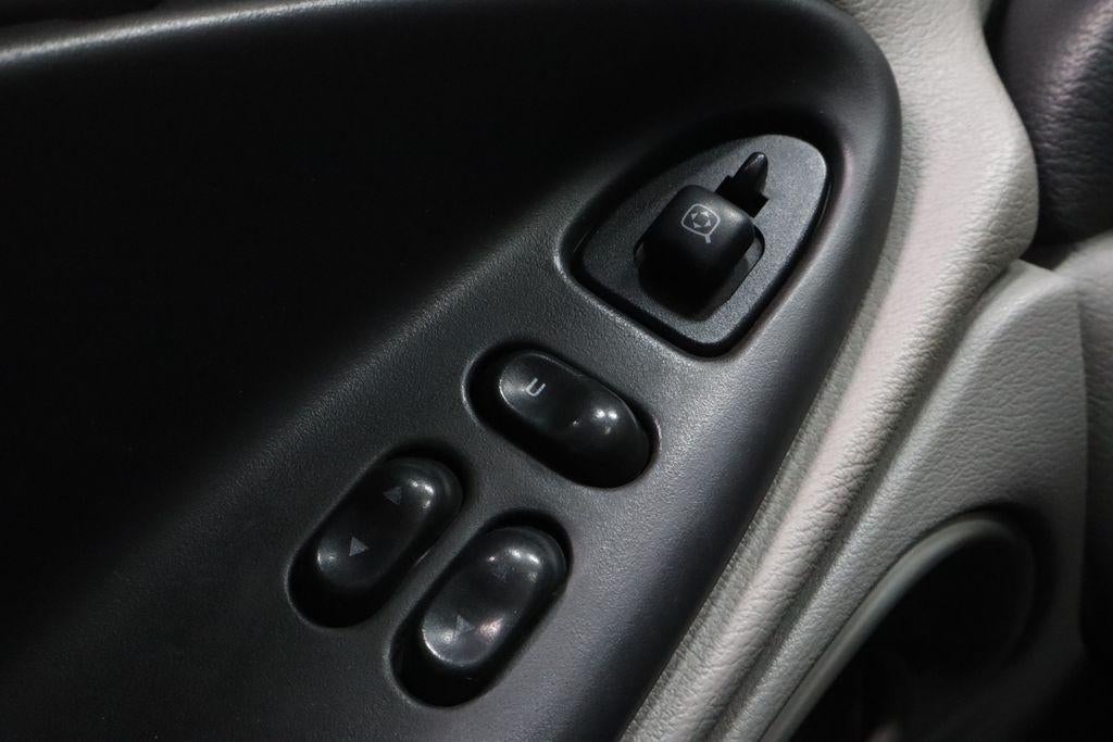 2002 Ford Mustang V6