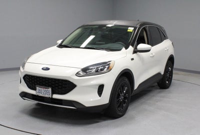 2020 Ford Escape SE