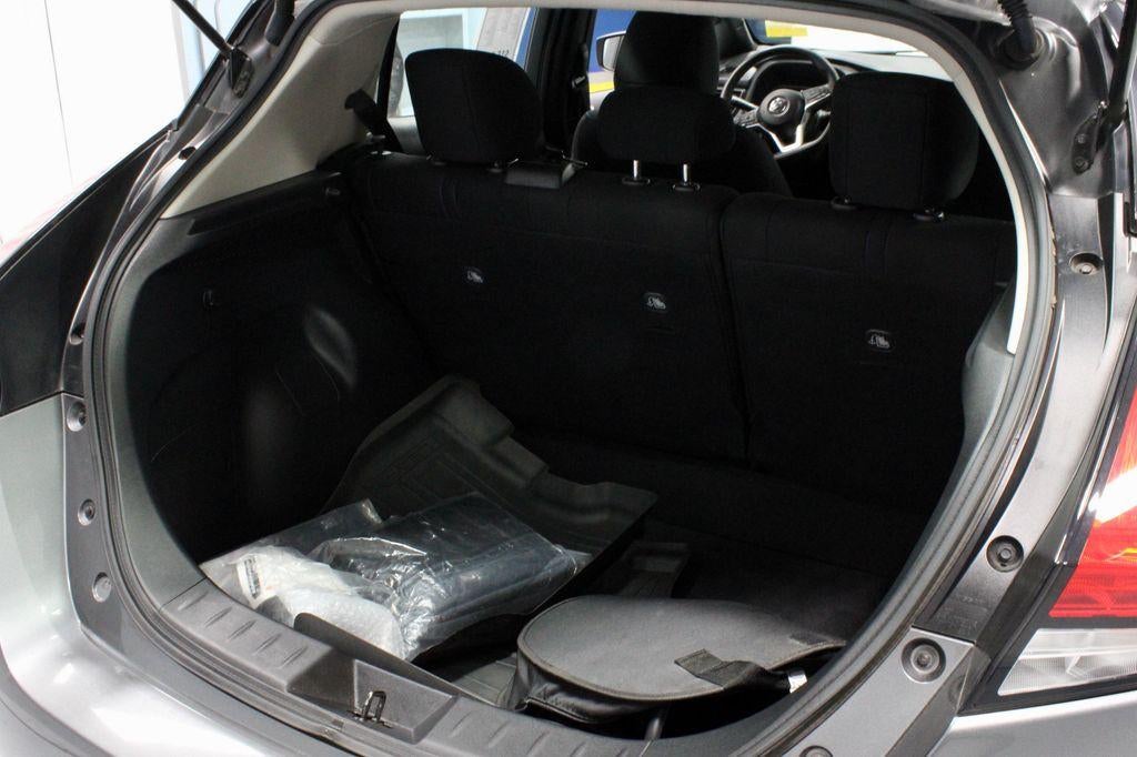 2022 Nissan LEAF S PLUS