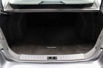 2024 Nissan Versa SR