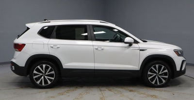 2023 Volkswagen Taos SE