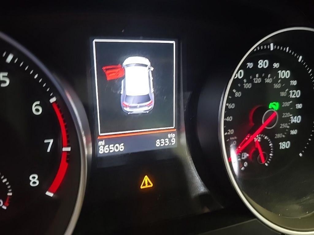 2017 Volkswagen Golf GTI Sport