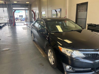 2014 Toyota Camry Hybrid SE Limited Edition