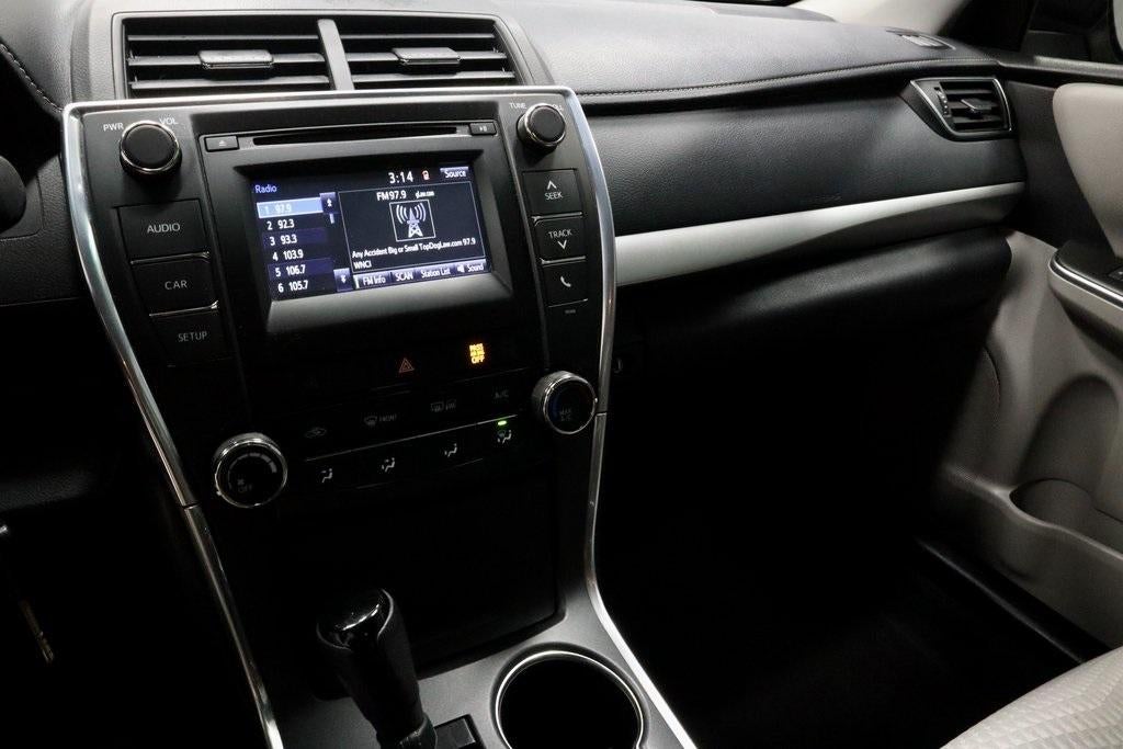 2015 Toyota Camry SE