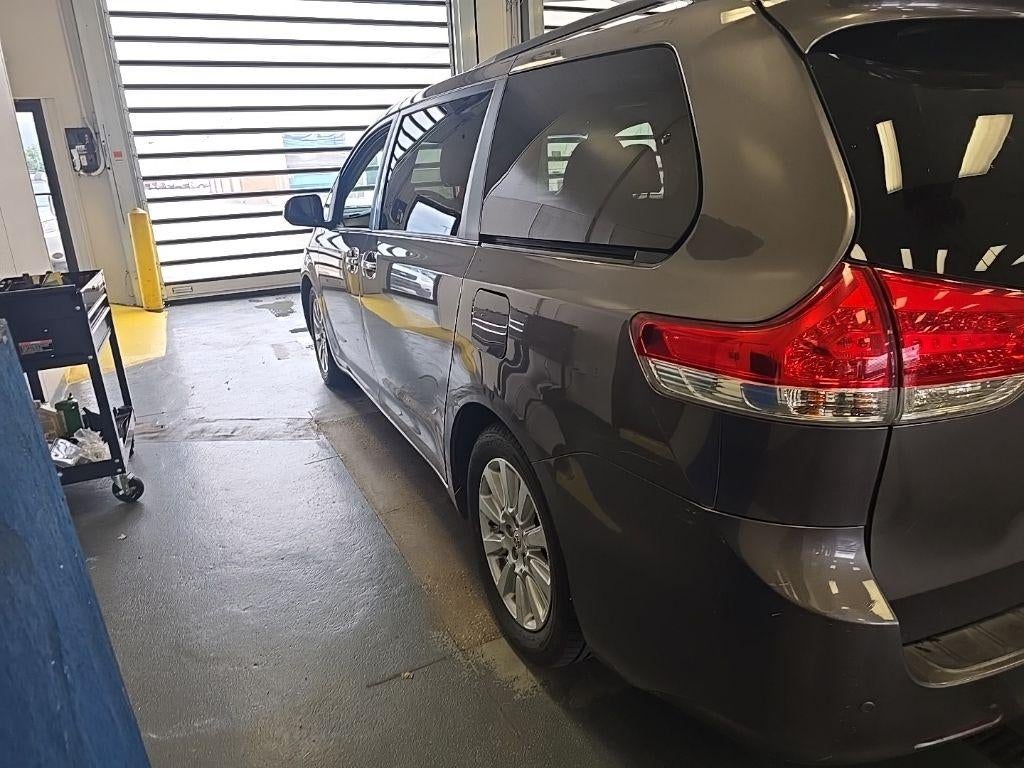 2011 Toyota Sienna Limited
