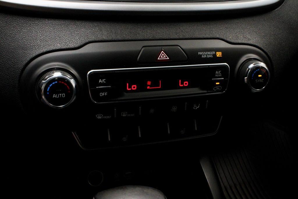 2019 Kia Sorento S V6