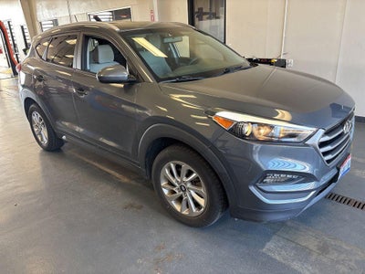 2016 Hyundai TUCSON SE