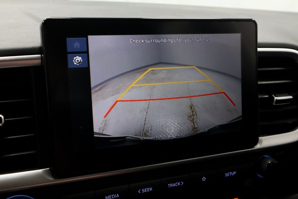 2023 Hyundai VENUE SE