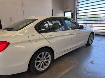 2018 BMW 320i xDrive Sedan