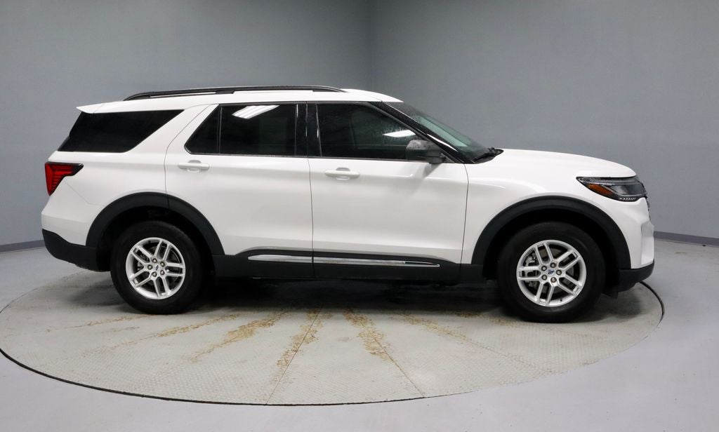 2025 Ford Explorer Active 4WD