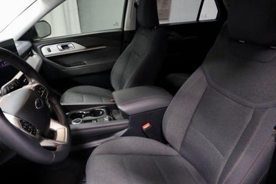 2025 Ford Explorer Active 4WD