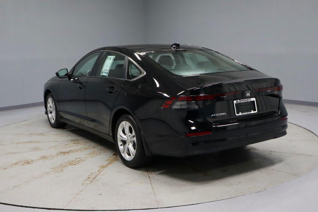 2025 Honda Accord Sedan LX CVT