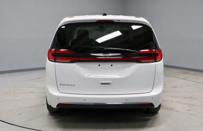 2023 Chrysler Pacifica Touring L FWD