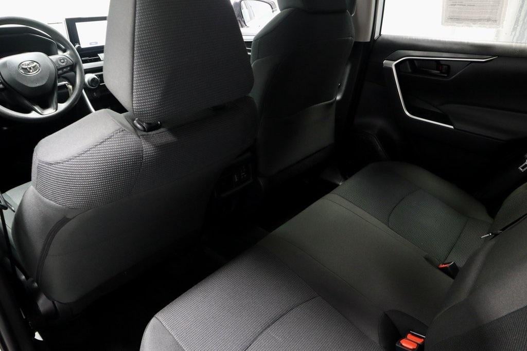 2025 Toyota RAV4 LE AWD (Natl)