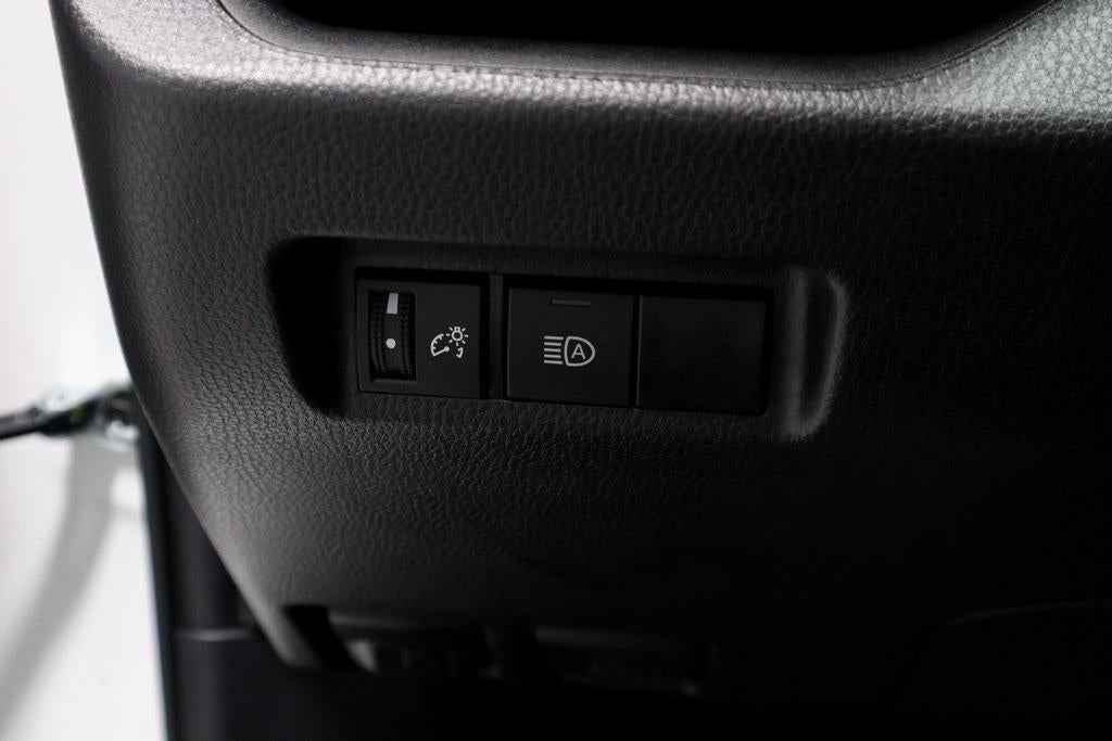 2025 Toyota RAV4 LE AWD (Natl)