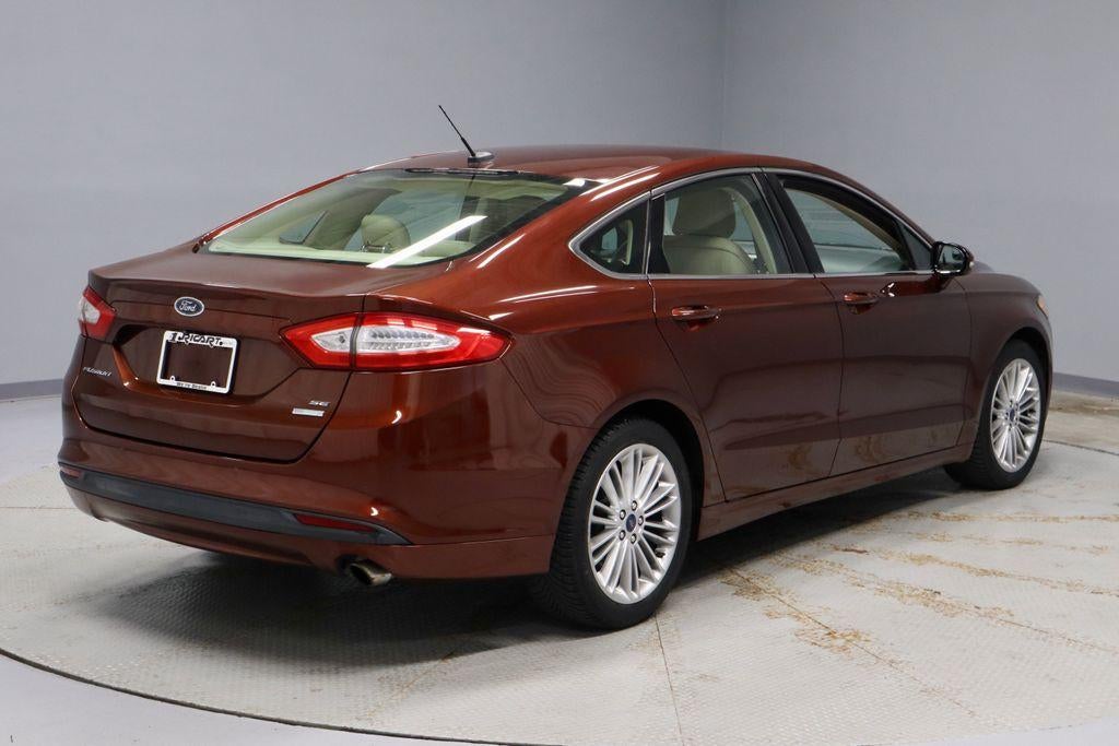 2016 Ford Fusion 4dr Sdn SE FWD