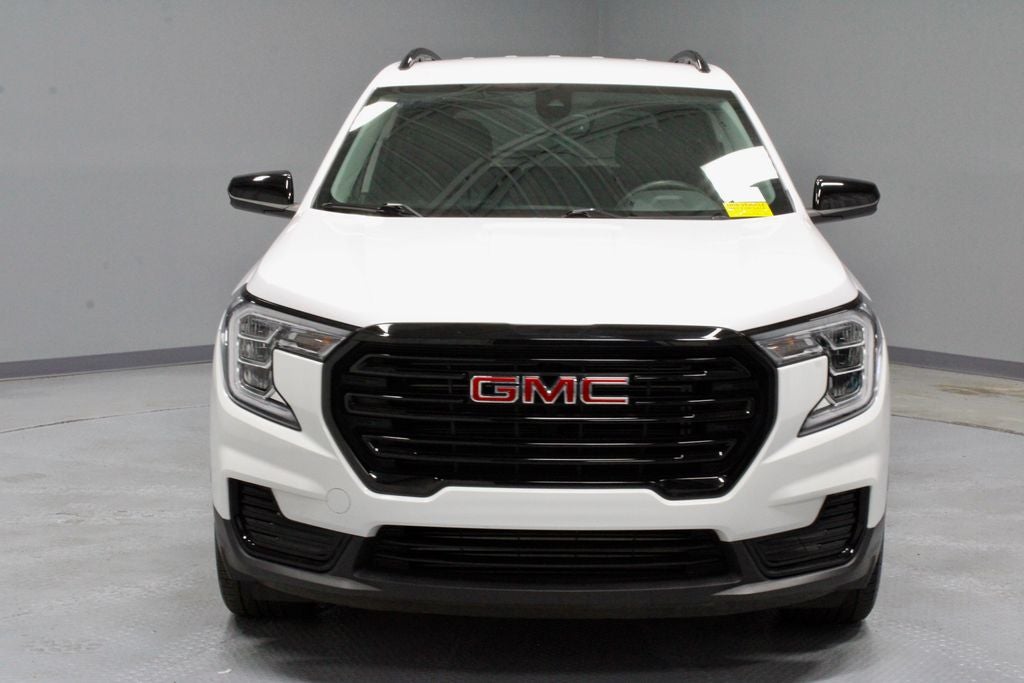2024 GMC Terrain FWD 4dr SLE