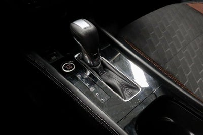 2024 Nissan Kicks SR FWD