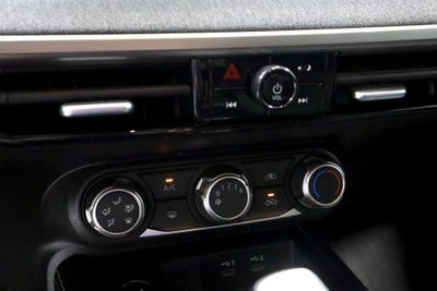 2025 Nissan Kicks SV AWD