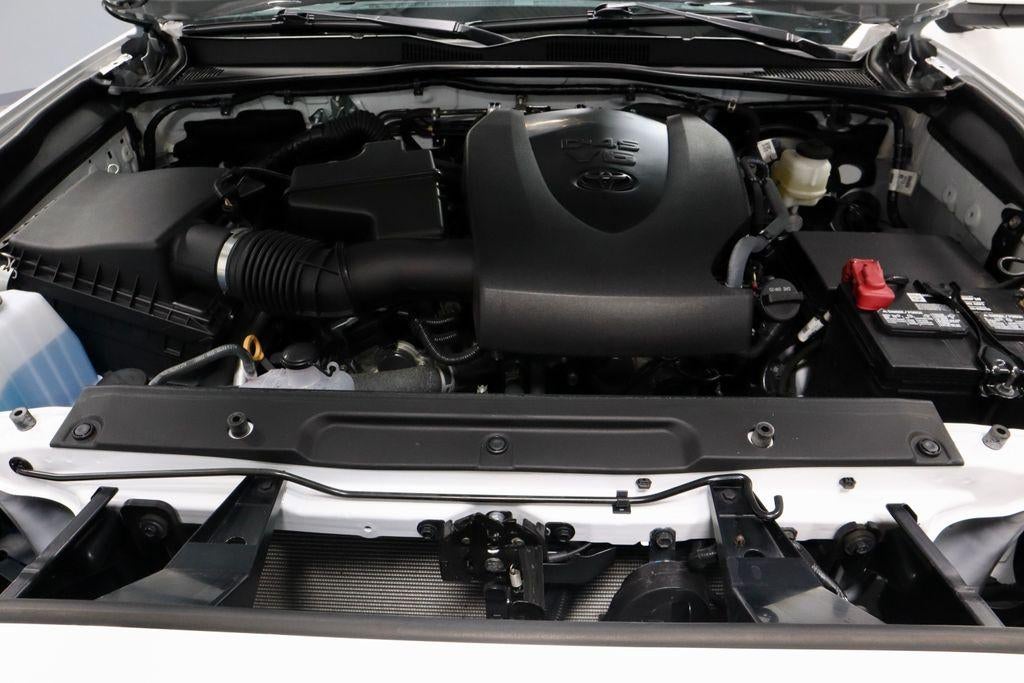 2023 Toyota Tacoma 4WD 4WD SR Double Cab 5' Bed V6 AT (GS)