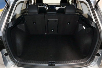 2025 Volkswagen Taos SE 4MOTION