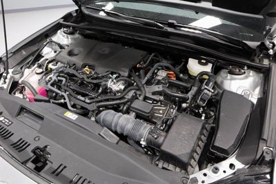 2025 Toyota Camry LE (SE)