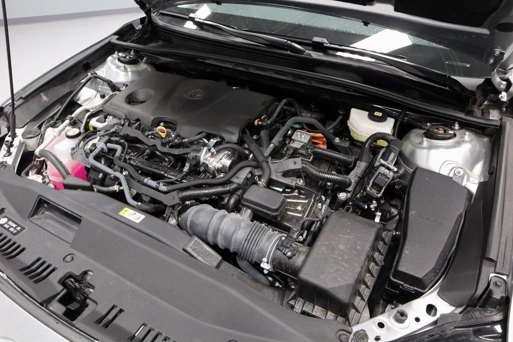 2025 Toyota Camry LE (SE)