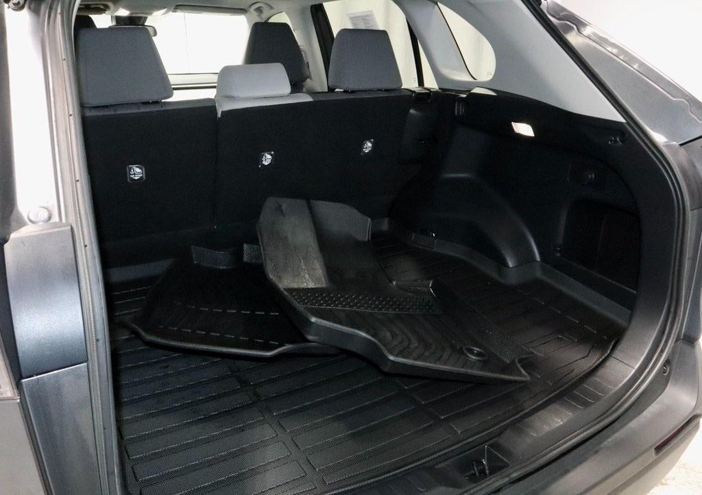 2022 Toyota RAV4 Hybrid XLE AWD (Natl)