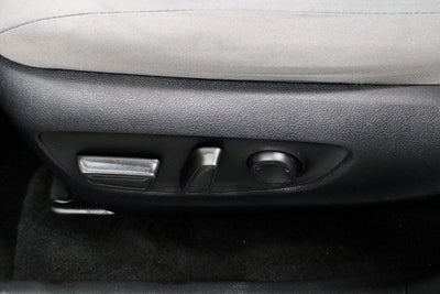 2022 Toyota RAV4 Hybrid XLE AWD (Natl)