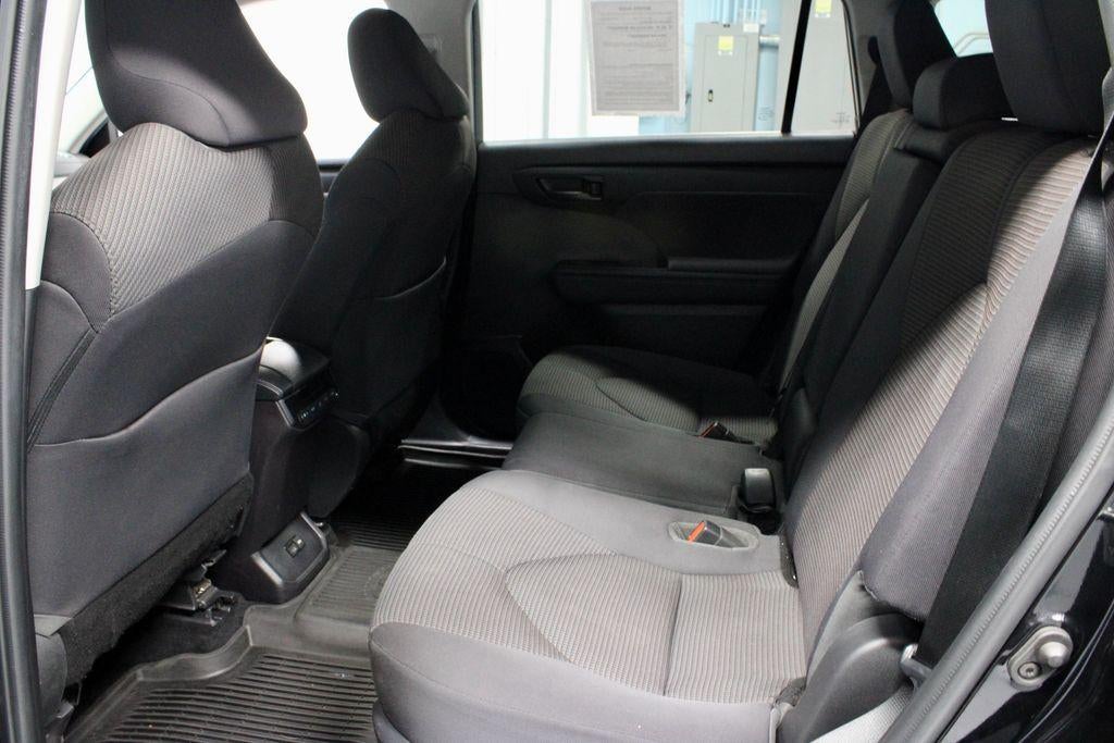 2022 Toyota Highlander Hybrid LE AWD (Natl)
