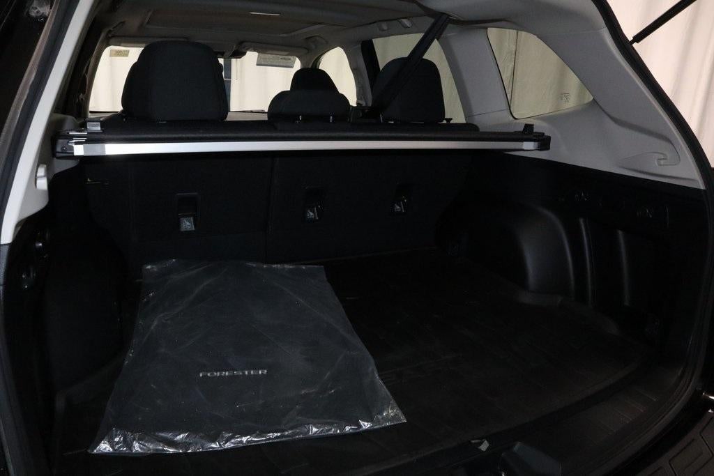 2022 Subaru Forester Premium CVT