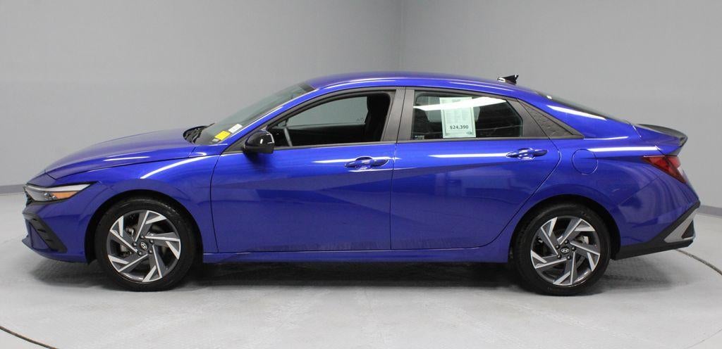 2025 Hyundai ELANTRA SEL Sport IVT