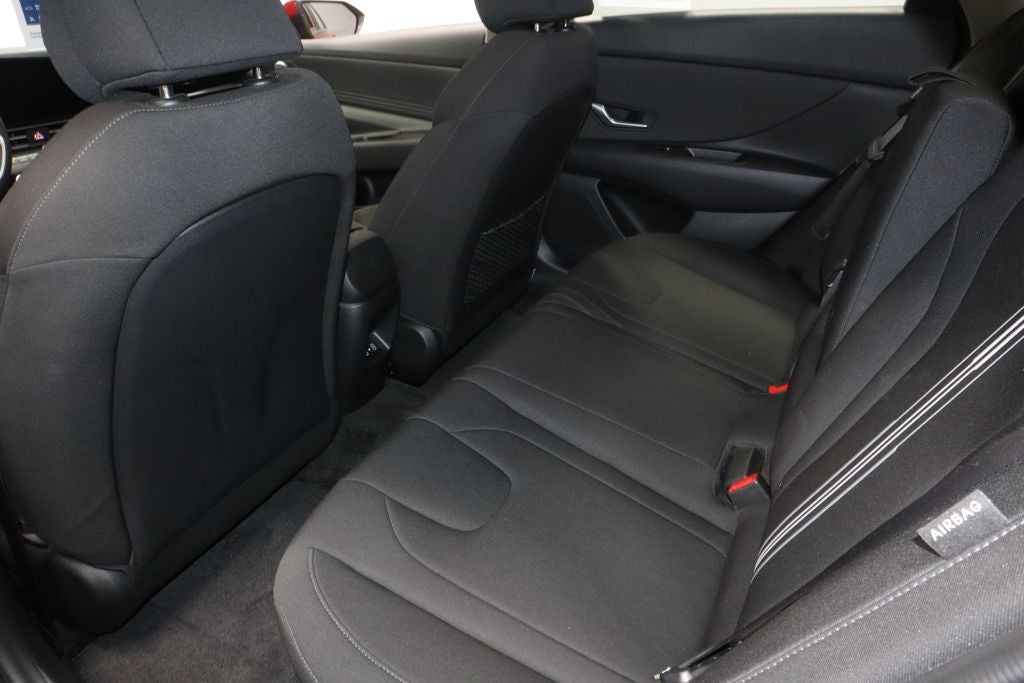 2024 Hyundai ELANTRA SEL IVT