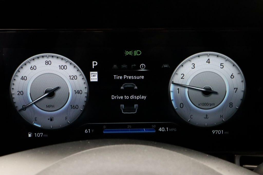 2024 Hyundai ELANTRA SEL IVT
