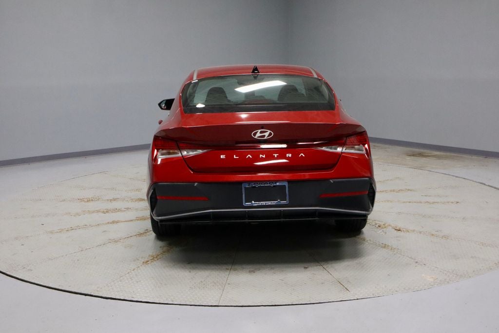 2024 Hyundai ELANTRA SEL IVT