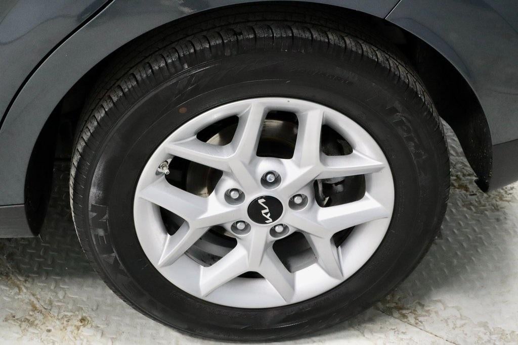 2024 Kia Soul LX IVT